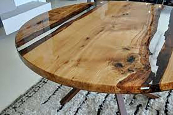 Resina epóxica para mesas de madera